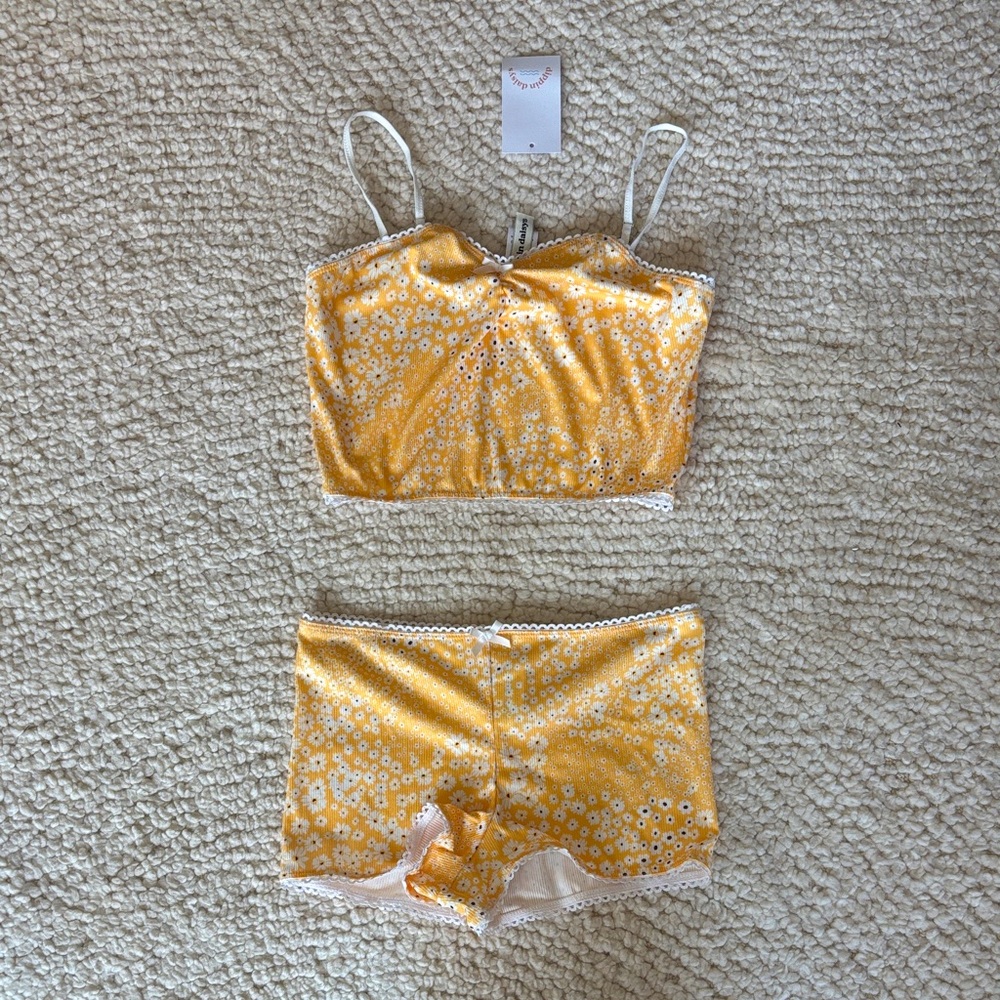 NWT Dippin' Daisy's Sweet Dreams Pajama Set Size M